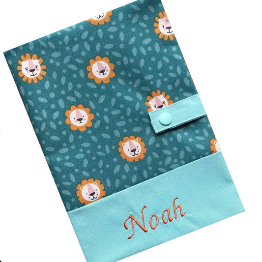 Protège carnet de santé personnalisé - Lion Noah